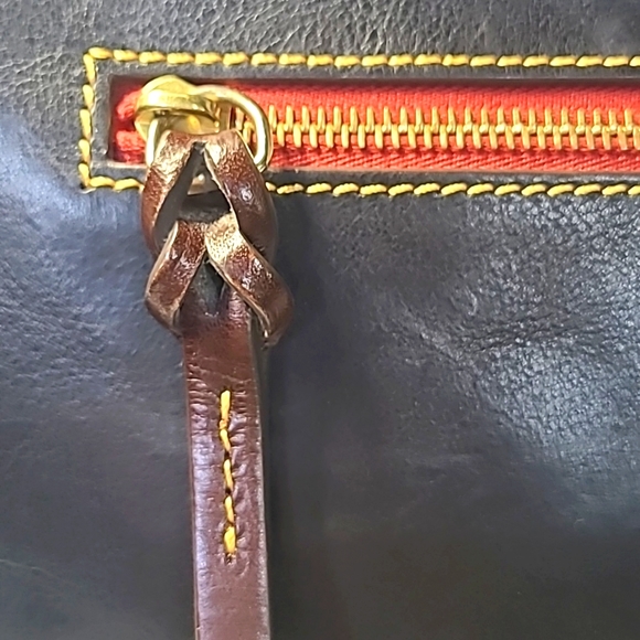 Dooney & Bourke Black Florentine Tracy Crossbody Bag - Picture 12 of 17